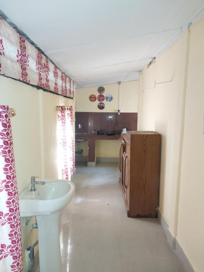 Shree Homes- Ac Delux Suite Gauháti Kültér fotó